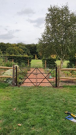 Customer bespoke gate installation