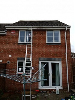 Gutter ,  facier and soffit cleaning